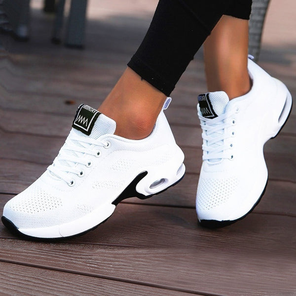 Fashion Women Lightweight Sneakers Running Shoes Outdoor Sports Shoes Breathable Mesh Comfort Running Shoes Air Cushion Lace Up