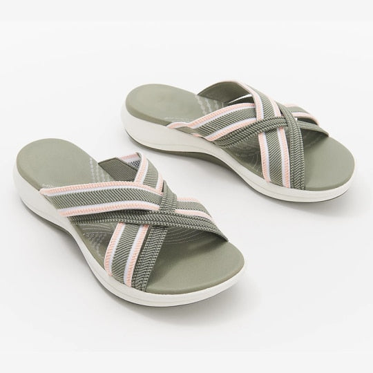 Slippers Women Shoes Casual Platform Sandals Women Slides Solid Comfort Flats Plus Size Cross Summer 2021 Beach Ladies Slippers